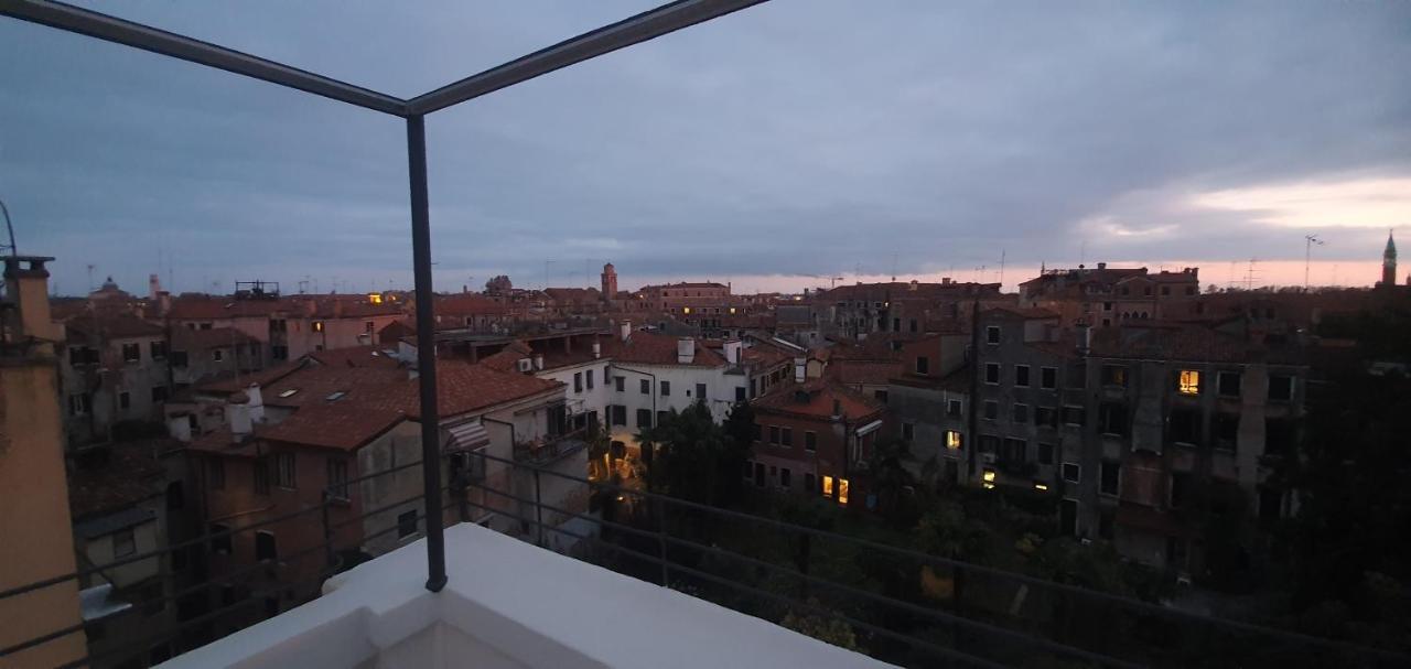 Ca' Francesca Suite Terrace In Венеция Екстериор снимка