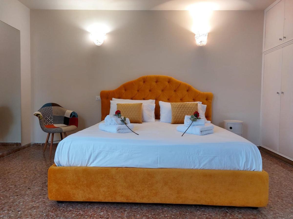 Ca' Francesca Suite Terrace In Венеция Екстериор снимка
