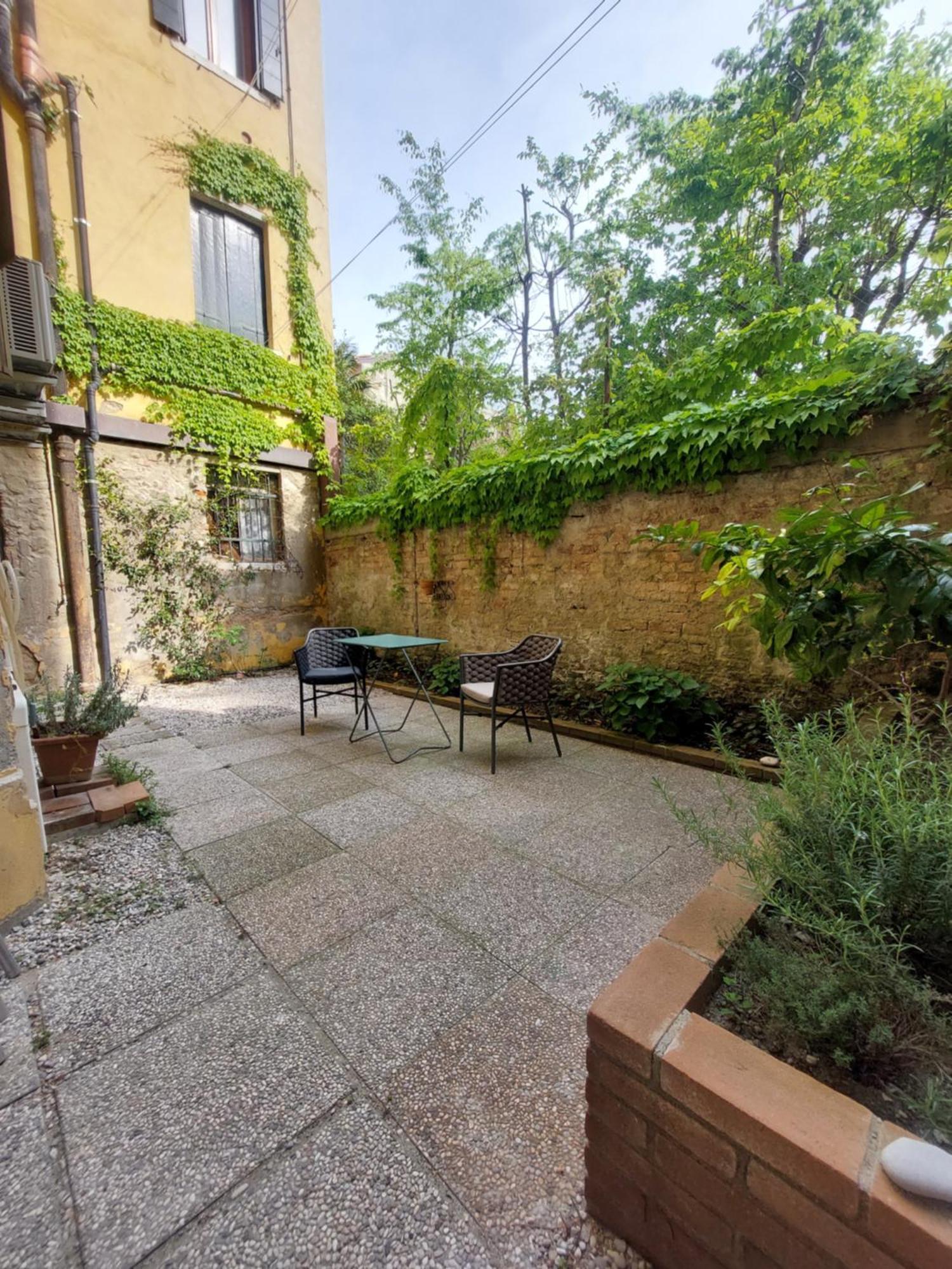 Ca' Francesca Suite Terrace In Венеция Екстериор снимка